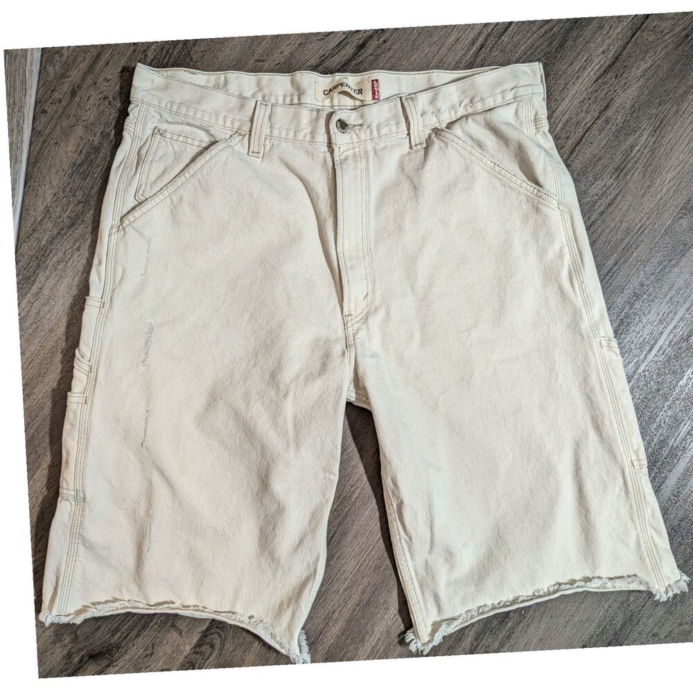 Levi's Carpenter Utility Cargo Shorts Khaki Distressed Denim 38 Red Tag Cut Off